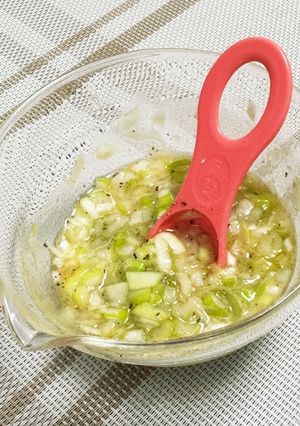 焼肉・豚丼・蒸し鶏に！　ネギ塩レモンたれ-レシピのメイン写真