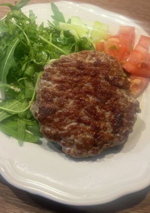 シンプルに豚挽きだけのハンバーグ-レシピのメイン写真