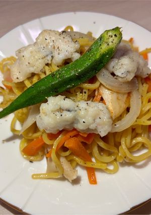 蒸すだけ◎ハモと夏野菜のヘルシー焼きそば-レシピのメイン写真