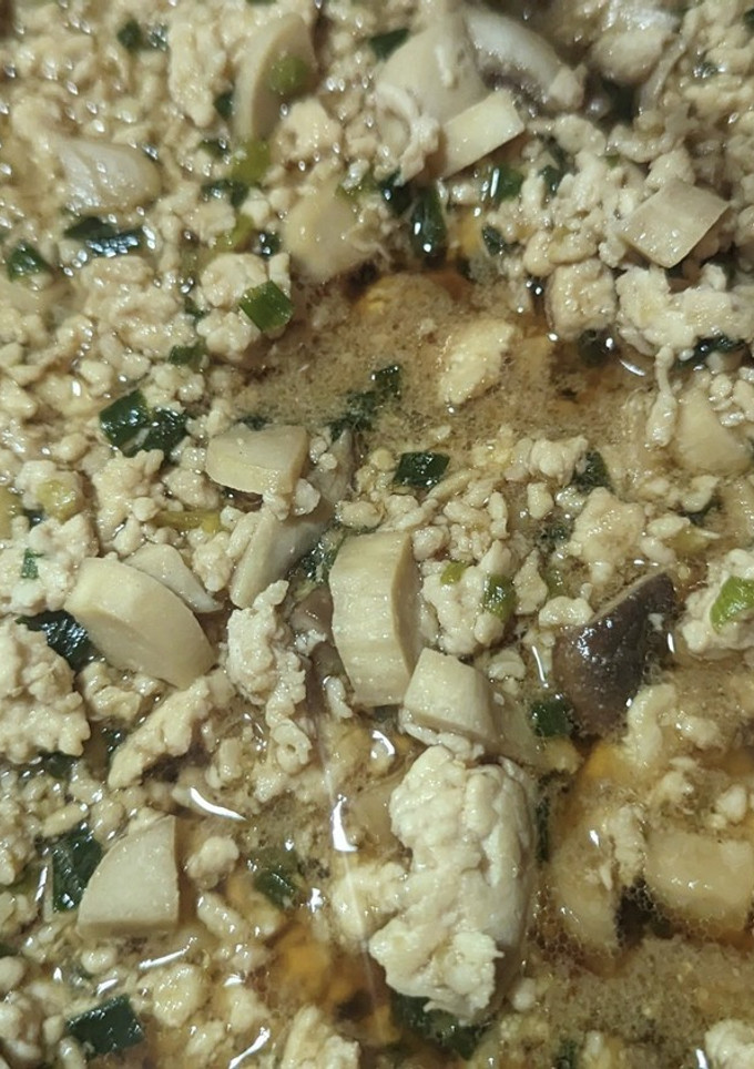 エリンギと小ねぎ鶏ひきのそぼろ-レシピのメイン写真