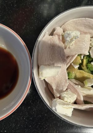 鶏胸肉とアボカドとクリームチーズの和え物-レシピのメイン写真