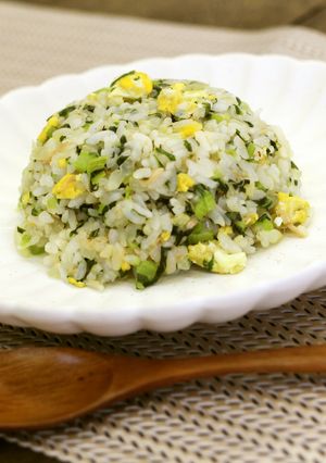 葉っぱもおいしい大根菜炒飯-レシピのメイン写真