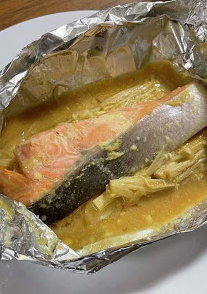 鮭のゴママヨホイル焼き-レシピのメイン写真