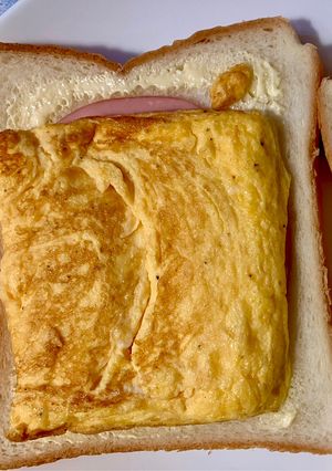 卵１個で四角いオムレツ ホットサンド用-レシピのメイン写真