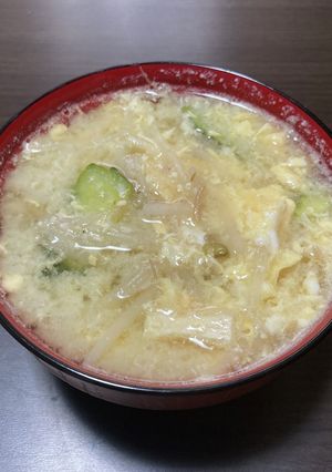 キュウリ・もやしの卵とじ味噌汁-レシピのメイン写真