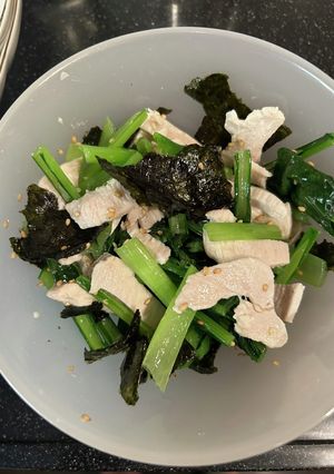 鶏胸肉と小松菜のナムルぽい味のやつ-レシピのメイン写真