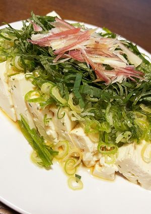 【薬味たっぷり】豆腐を冷やしたうまいやつ-レシピのメイン写真