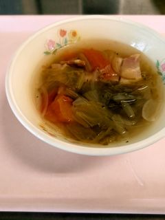 【保育所給食】トマトとレタスのスープ -レシピのメイン写真