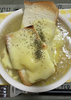 時短食パンで玉ねぎのズッパ-レシピのメイン写真