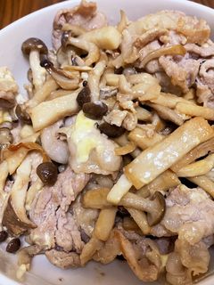 簡単☆豚こまときのこのマヨ醤油炒め-レシピのメイン写真