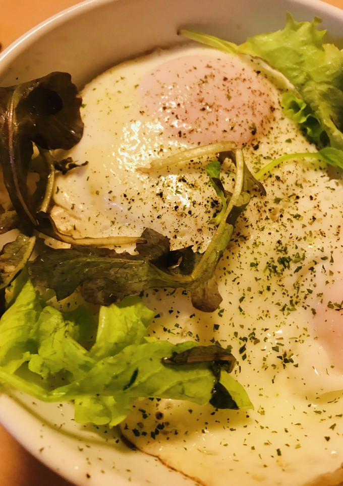 毎日のしろごはん●シンプル半熟目玉焼き丼-レシピのメイン写真