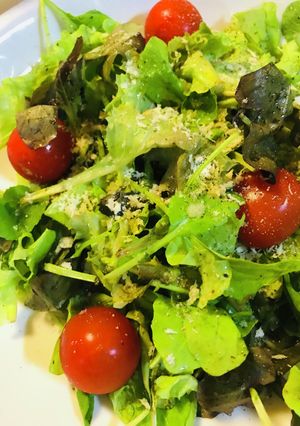 ベビーリーフのかんたんパン粉サラダ-レシピのメイン写真