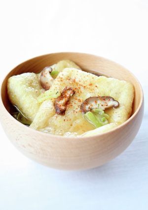 ジュワっと【大きな油揚げのお味噌汁】-レシピのメイン写真