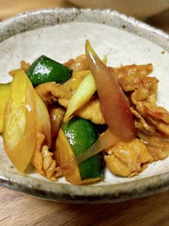みょうがとズッキーニのポン酢炒め-レシピのメイン写真