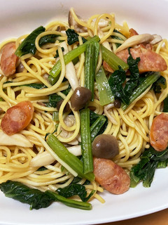 麺つゆで簡単!小松菜としめじの和風パスタ-レシピのメイン写真
