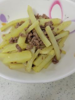 ミンチとじゃがいもの炒め物-レシピのメイン写真