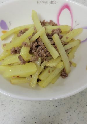 ミンチとじゃがいもの炒め物-レシピのメイン写真