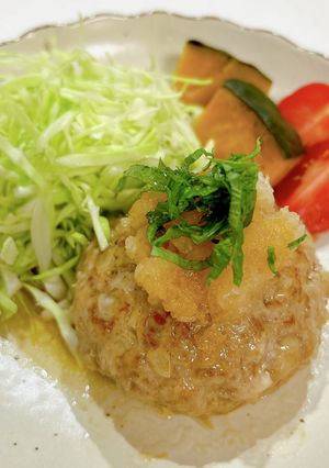 キャベツの芯入り和風ハンバーグ-レシピのメイン写真