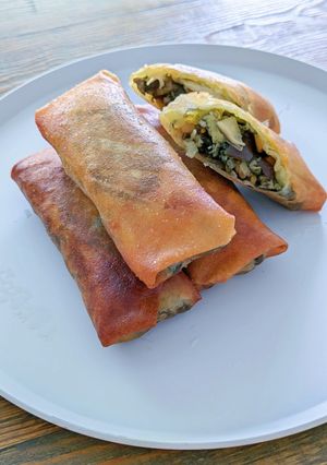 節約＆食欲そそる豚こまのスタミナ春巻き-レシピのメイン写真