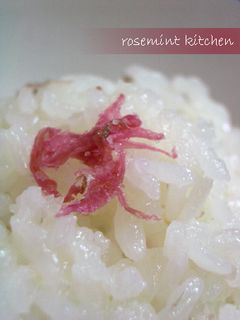 お弁当に!桜ご飯*炊飯器de簡単おこわ風-レシピのメイン写真