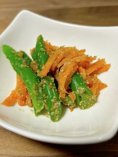 レンチンで簡単!いんげん人参の胡麻和え-レシピのメイン写真