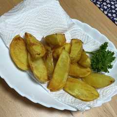 A picture of 簡単　✨ホクホク　皮付きフライドポテト.