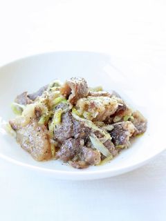 トロやわ【牛すじの塩バター炒め】-レシピのメイン写真