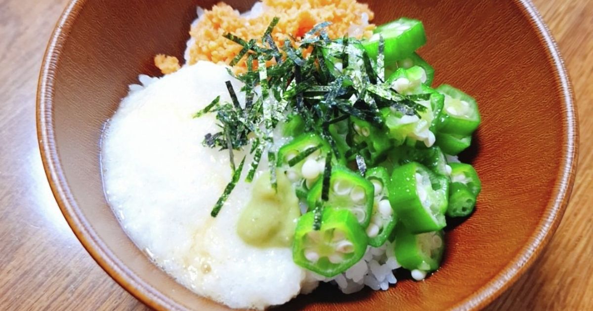 基本からアレンジまで!思わずつくりたくなる「鮭とろろ丼」のレシピ集 | クックパッド