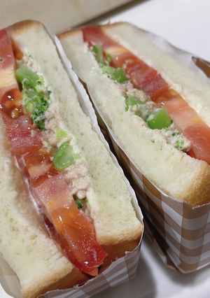 トマトとツナサラダのサンドイッチ-レシピのメイン写真