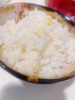旬！とうもろこしと玉ねぎの炊き込みご飯-レシピのメイン写真