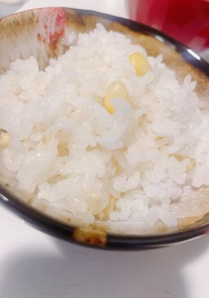 旬！とうもろこしと玉ねぎの炊き込みご飯-レシピのメイン写真