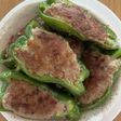 ピーマンの種も使ったピーマンの肉詰め