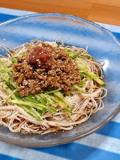 火を使わずに簡単♪梅納豆そうめん-レシピのメイン写真