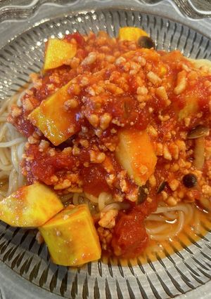 ズッキーニと鶏挽肉としめじのトマトパスタ-レシピのメイン写真