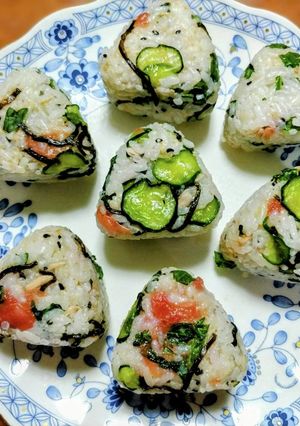 暑い日の夕飯！簡単！具だくさんおにぎり-レシピのメイン写真