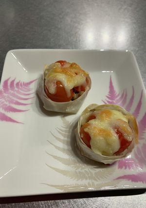 トマト大量消費★餃子の皮ミートマトチーズ-レシピのメイン写真
