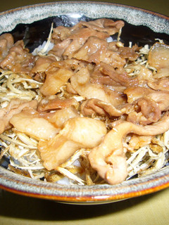 パリパリごぼうの豚丼-レシピのメイン写真
