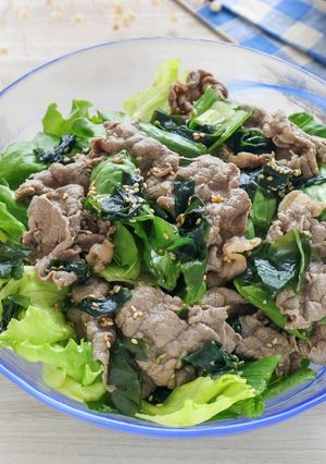 中華風♡レタスとわかめの牛しゃぶサラダ-レシピのメイン写真