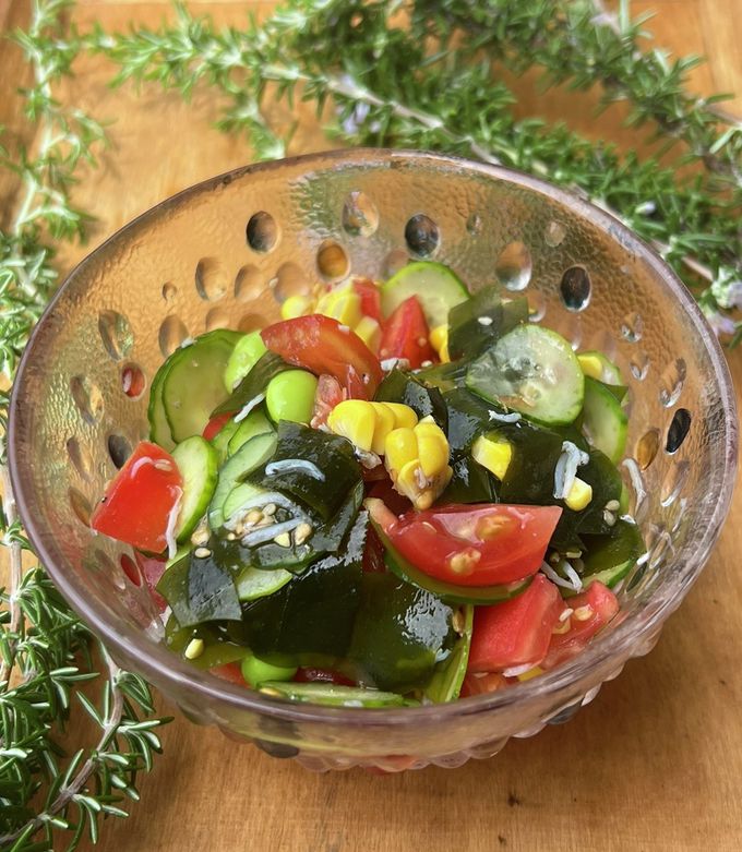 超簡単☆わかめと夏野菜のサラダ-レシピのメイン写真
