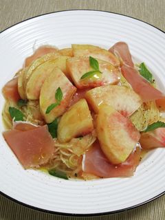 桃と生ハムの冷製パスタ-レシピのメイン写真