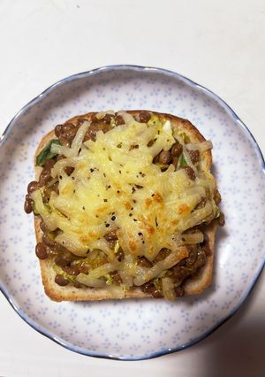 カレーキャベツ納豆チーズトースト-レシピのメイン写真