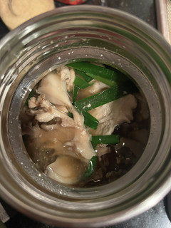 鶏胸肉と舞茸とニラの中華スープ-レシピのメイン写真