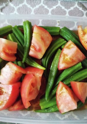 簡単！オクラとトマトの味ポン-レシピのメイン写真
