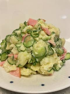 ハムたっぷりポテトサラダ by さとりん3 【クックパッド】 簡単