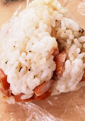 ウィンナーとクリチのおにぎり-レシピのメイン写真