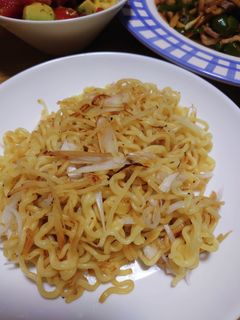 生姜と長ねぎのシンプル塩焼きそば(^^๓-レシピのメイン写真