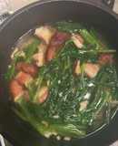 空芯菜と鶏挽肉と椎茸の中華風スープ