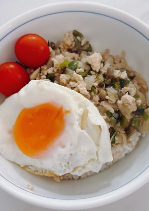 フライパンひとつで夏野菜のガパオ風ライス-レシピのメイン写真