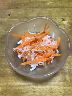 大根とニンジンの酢の物(なます)-レシピのメイン写真