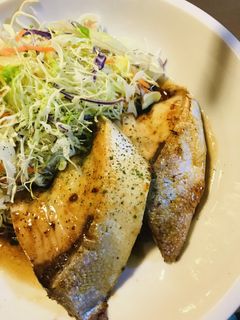 焼き魚●ブリ切り身の塩バターソテー-レシピのメイン写真